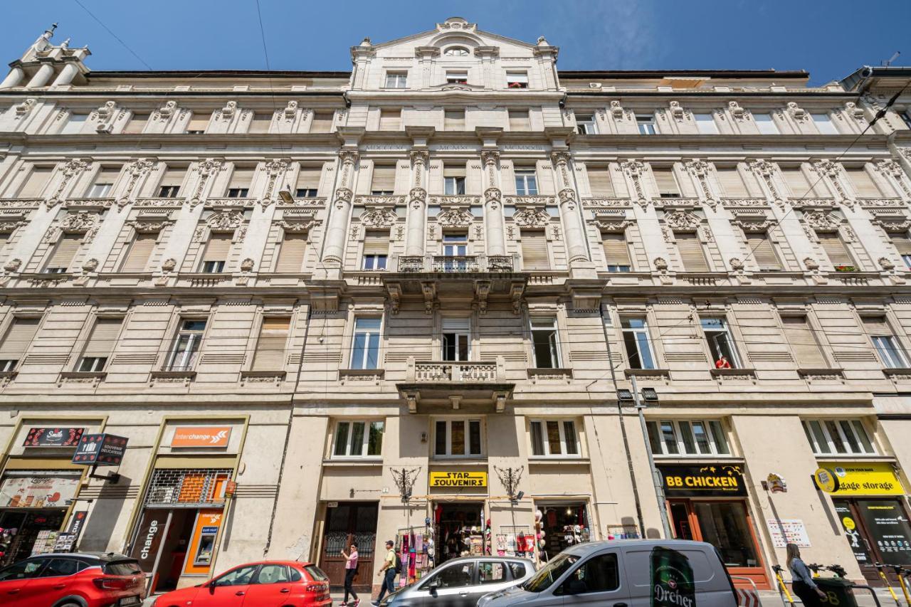Sky Way Apartment Budapest Eksteriør bilde